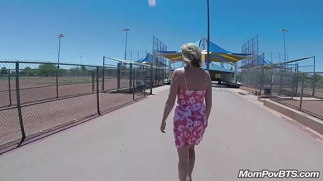 カップル記録彼らの最初の自家製ポルノビデオ av 無料 女性 用