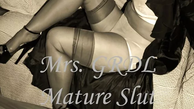 アジアのカップル自家製非常に硬い 女性 の ため の av 無 修正