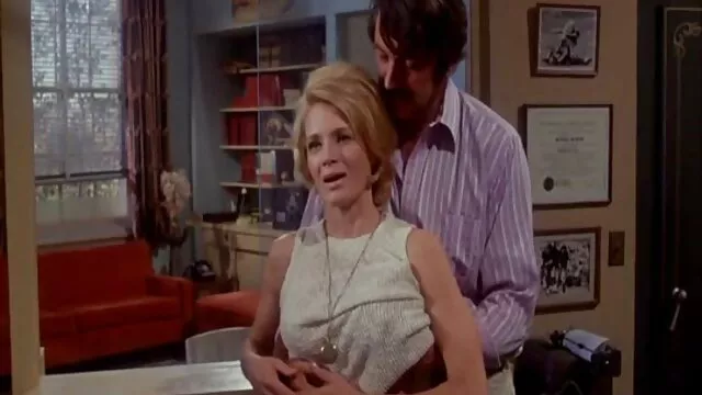 ブロンドが目が破壊される 女性 向け av 動画