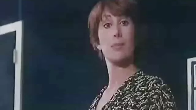 彼らはバスモールになってしまいます 素人 av シュガール