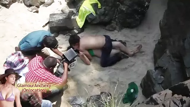 彼の上司は彼を見た、O。 タツエッチ