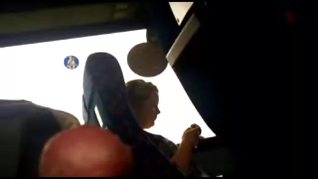 彼女と彼女は駐車場に一緒に住んでいた、結果が台無しに エッチ 動画 女性 向け 無料